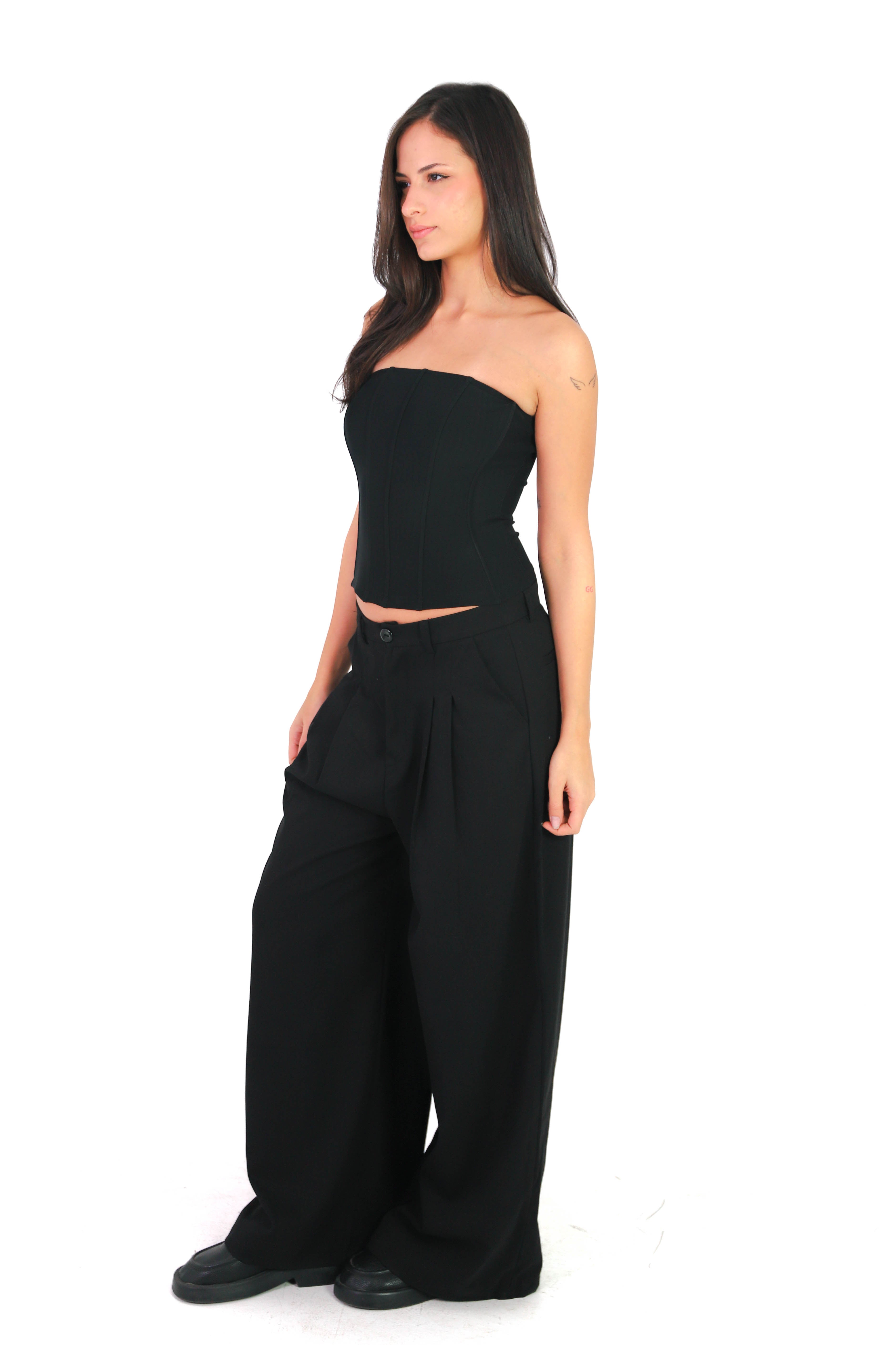 Pleated Pants in Black